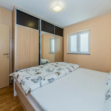 Apartment International Radic