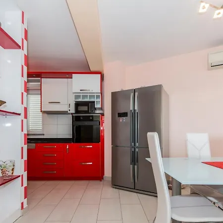 International Radic * Makarska