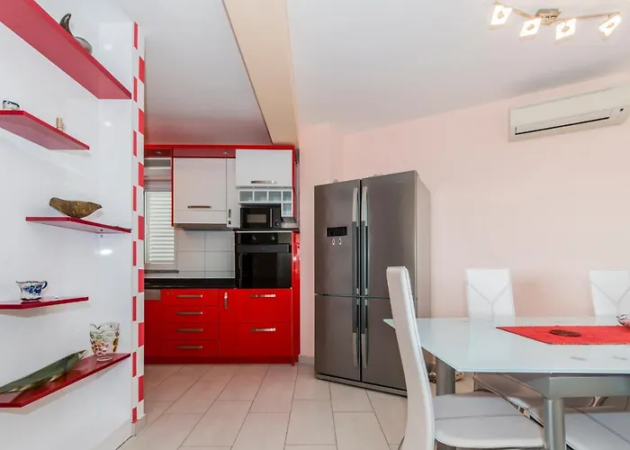 International Radic * Makarska